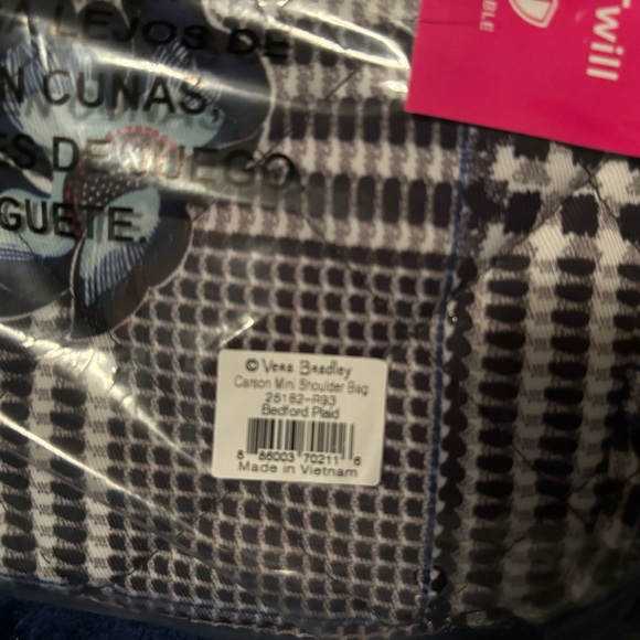 NWT Vera Bradley crossbody - Picture 2 of 3